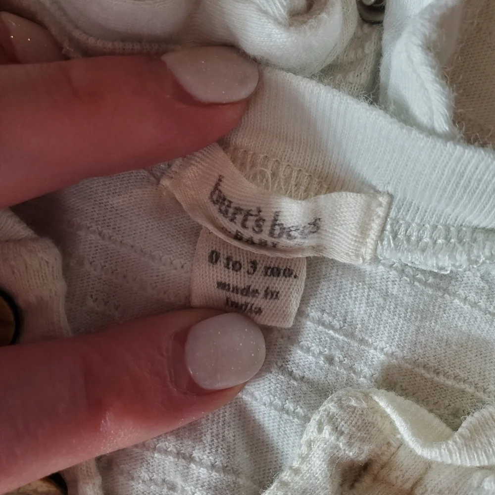 Burt's Bees Baby White Romper Jumpsuit 0 to 3 mos 100% Organic Cotton